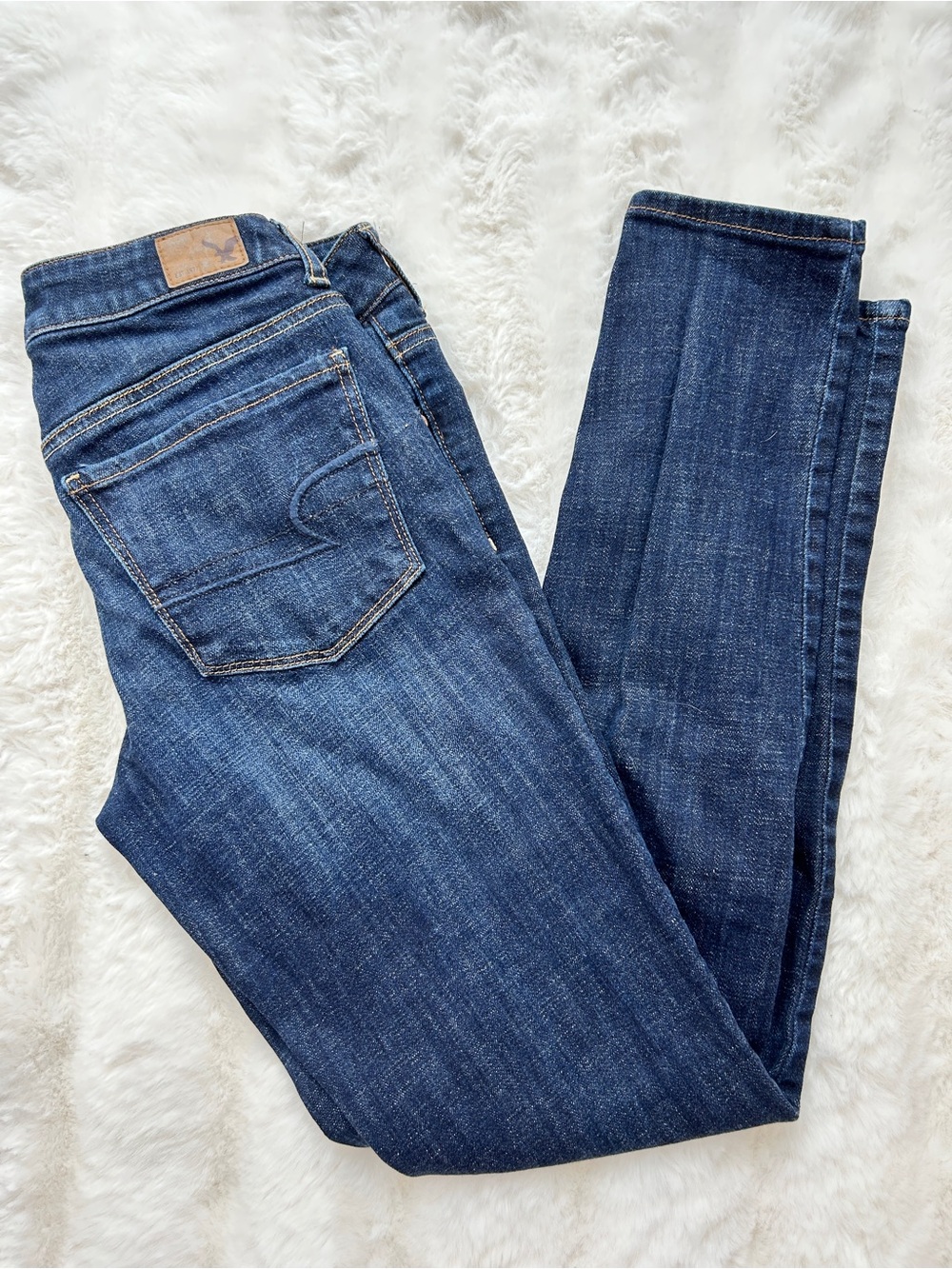 AE Dark Blue Women's HI—RISE SKINNY STRETCH JEANS